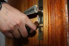 Glen Oaks NY Locksmith Store Glen Oaks, NY 516-218-4982 - emergency-locksmith-opening